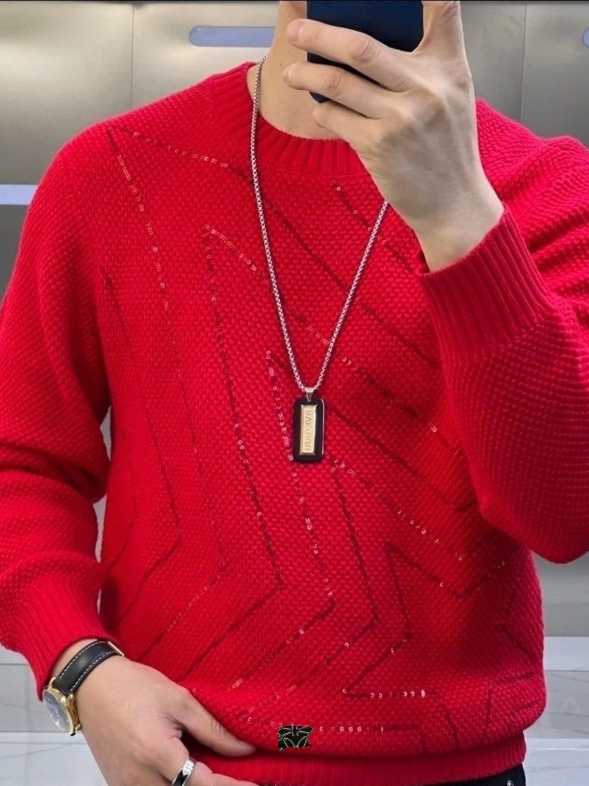 Five-pointed star sequin round bottoming sweater