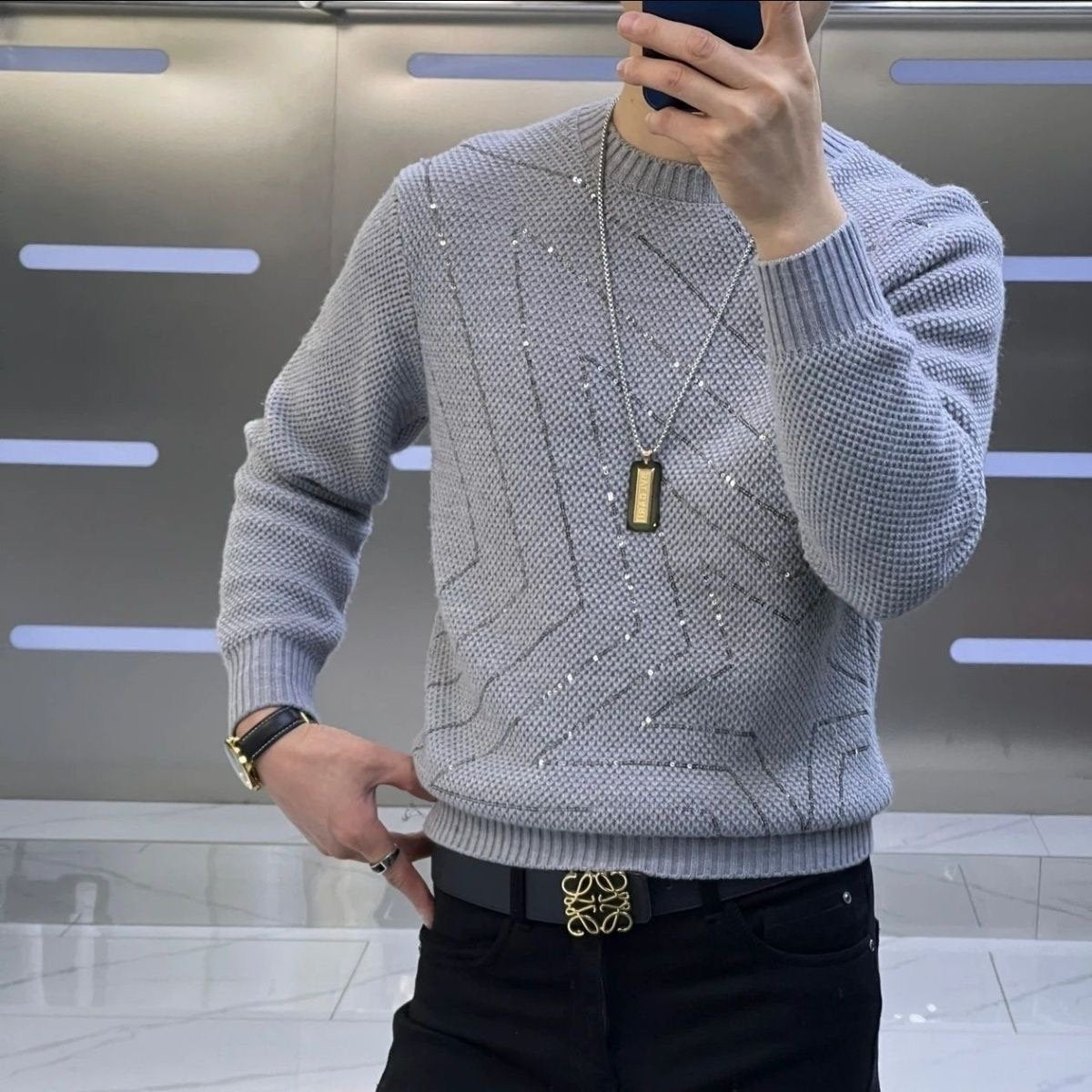 Five-pointed star sequin round bottoming sweater