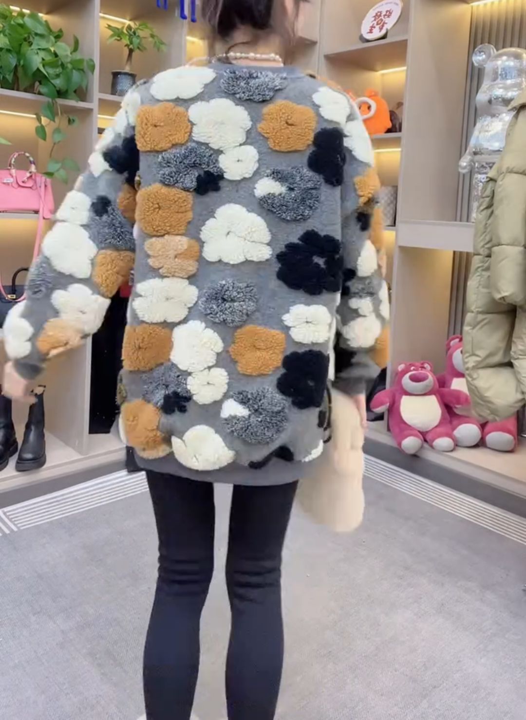 Sweet retro contrasting three-dimensional flower sweater