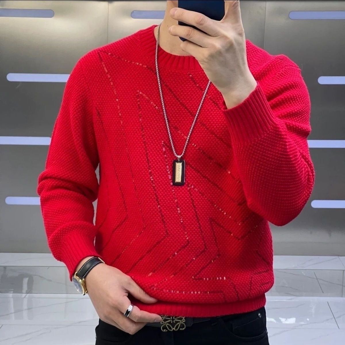 Five-pointed star sequin round bottoming sweater