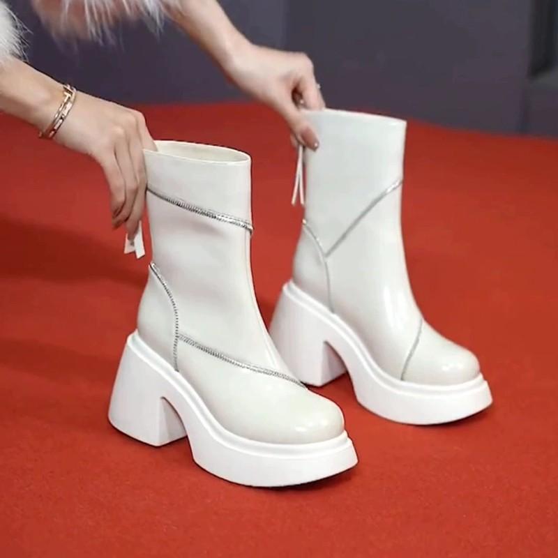 2023 New Thick Heel Slim Patent Leather Martin Boots