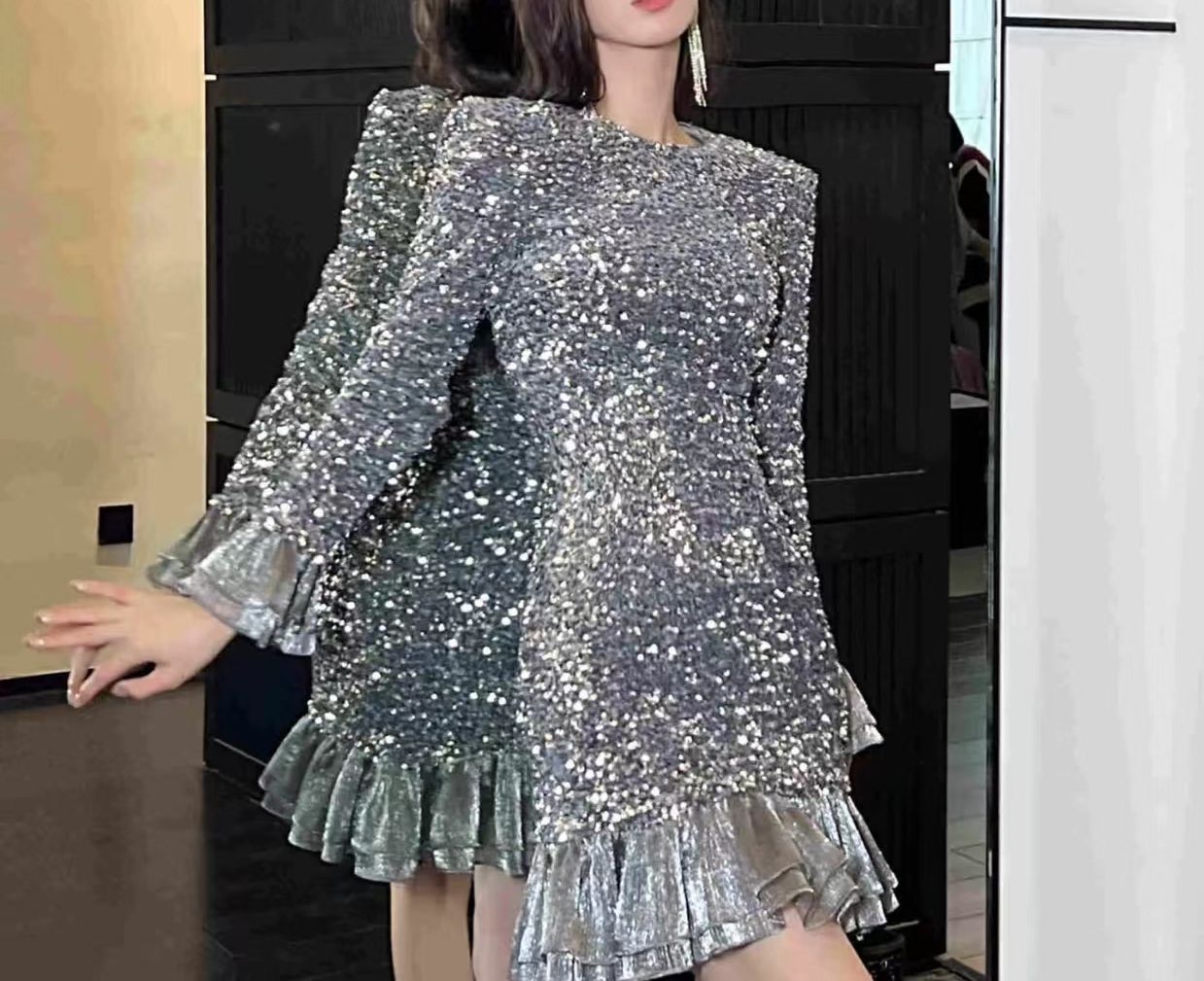 Women's sequined mesh glitter dress