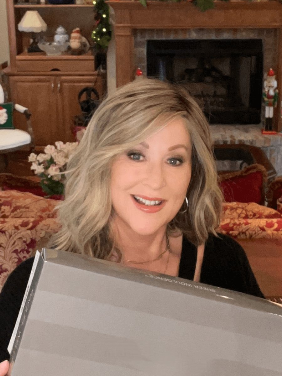 WAVY DAY WIG