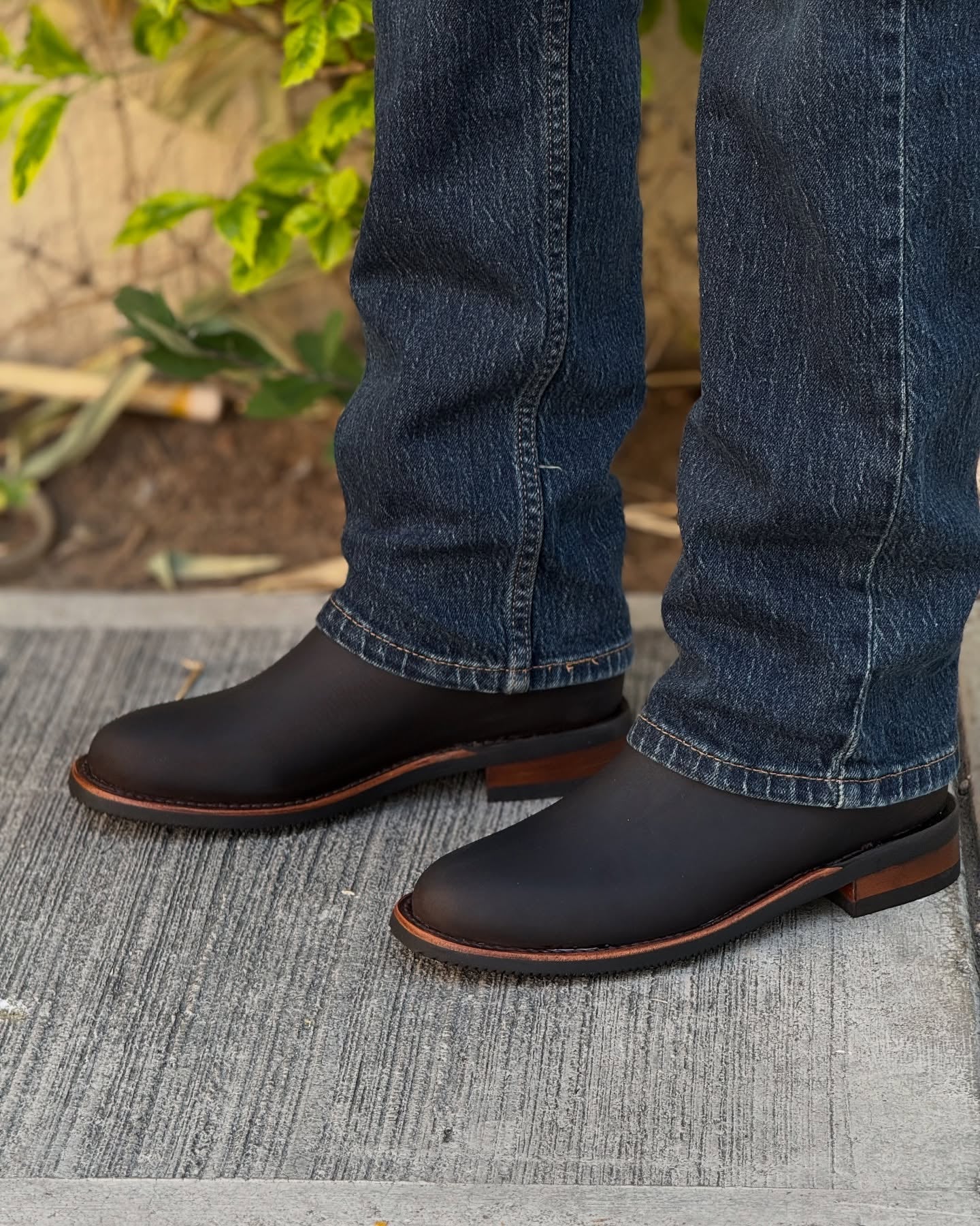 Anti-slippery  Western Cowboy Boots