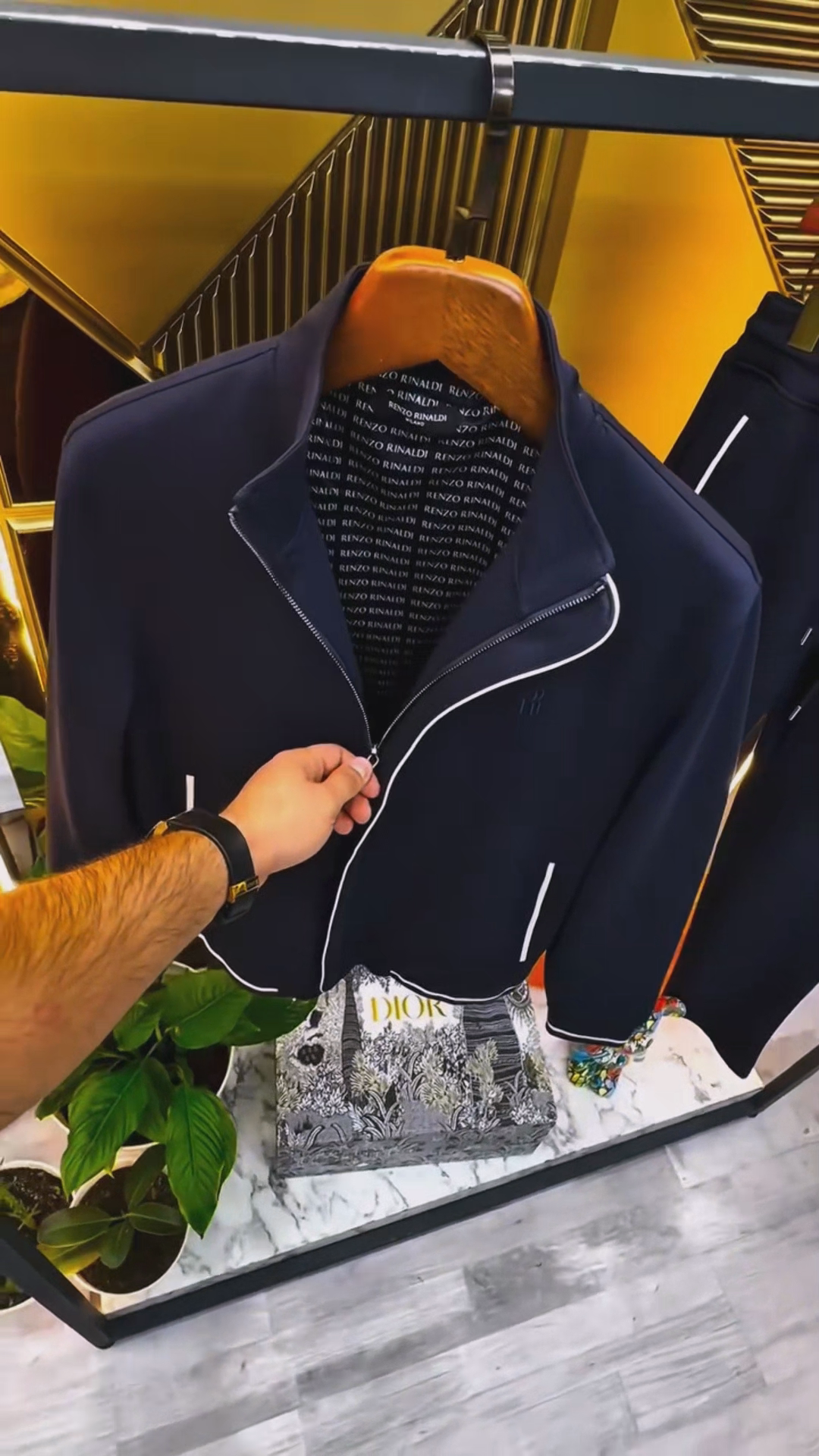 Stand Collar Zip-up Jacket