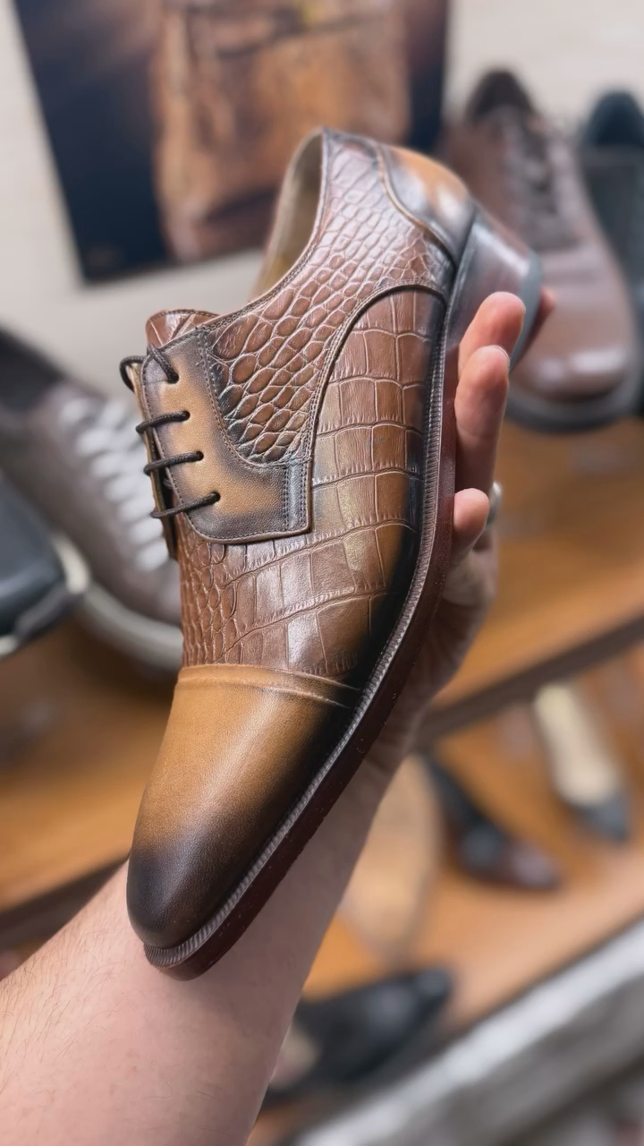 Men's Classic Lace-Up Brogue Dress Shoes