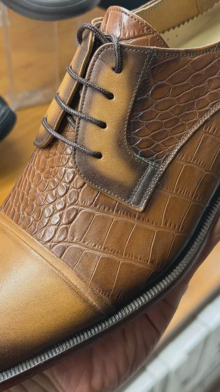 Men's Classic Lace-Up Brogue Dress Shoes