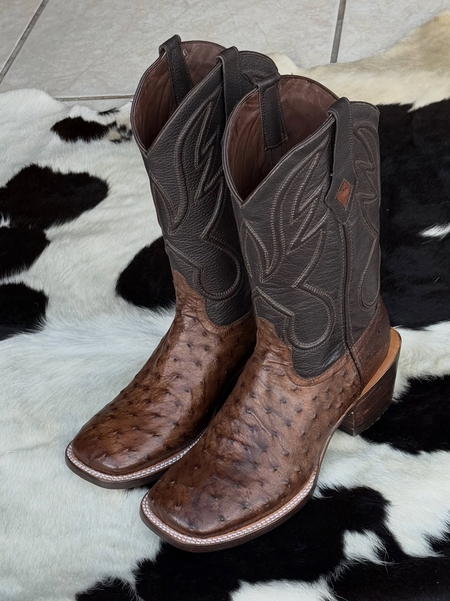 Exotic Ostrich Print Cowboy Soto Boots