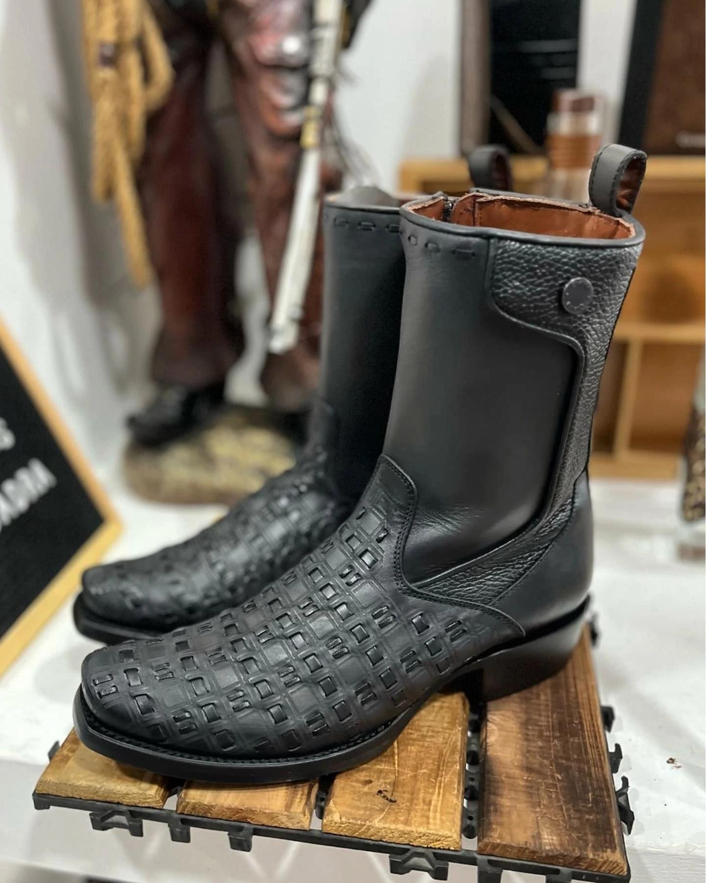 Men's Urban Decorated Boots