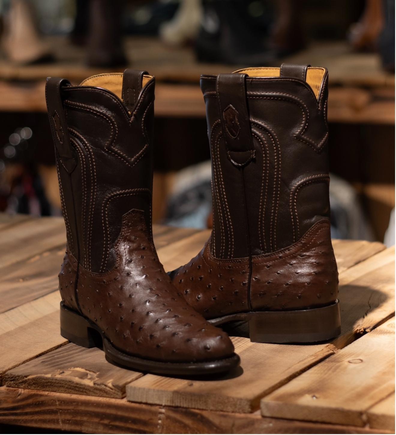 Altos Men's Genuine Full Ostrich Roper Toe Boots