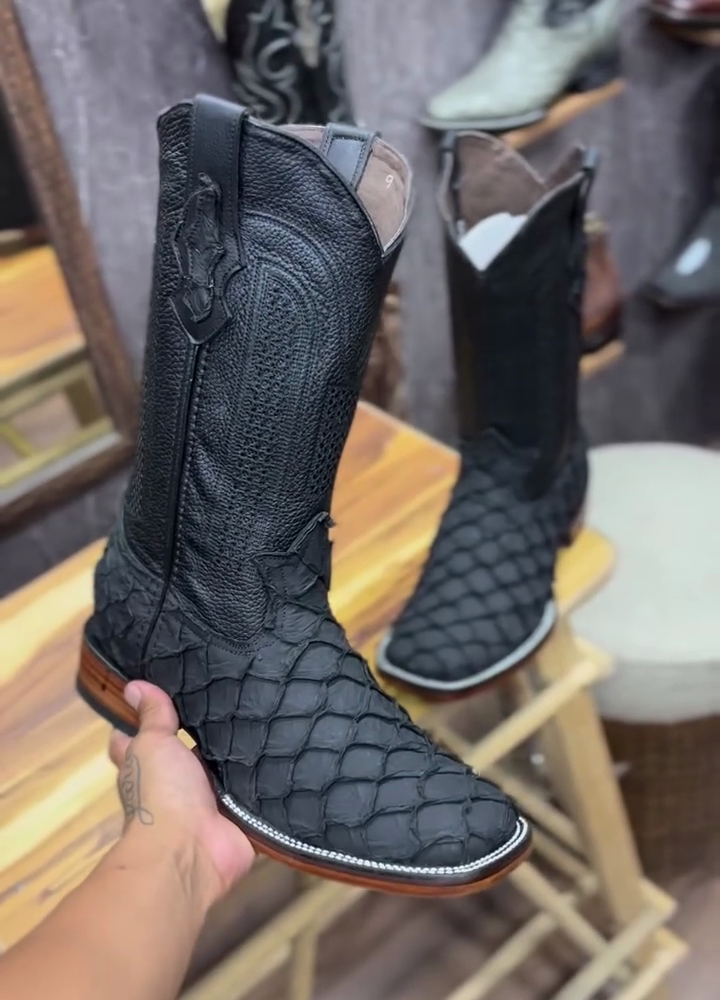 3D Embossed Men's Cowboy Boots