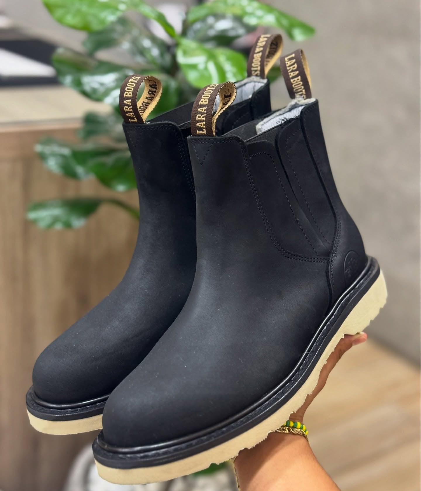 Ultralight Genuine Leather Work Boots