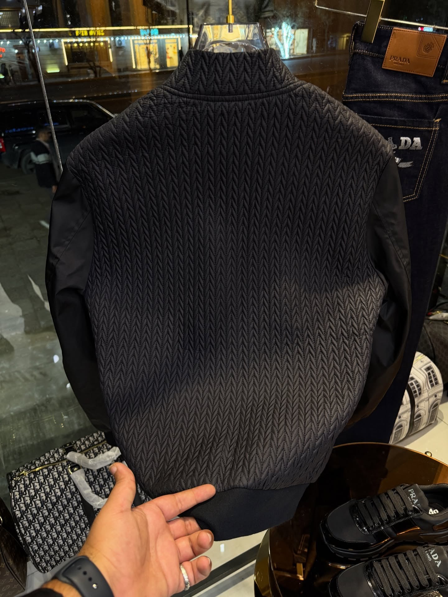 Waterproof Woven Pattern Black Jacket