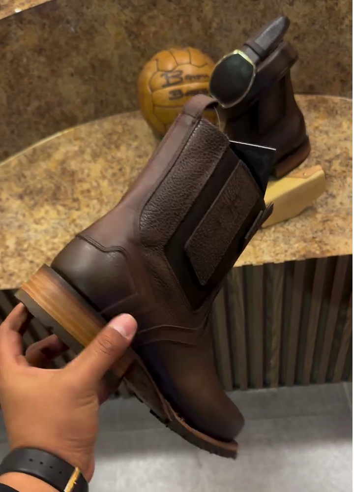 Hybrid Low Boy Round Toe Western Boot