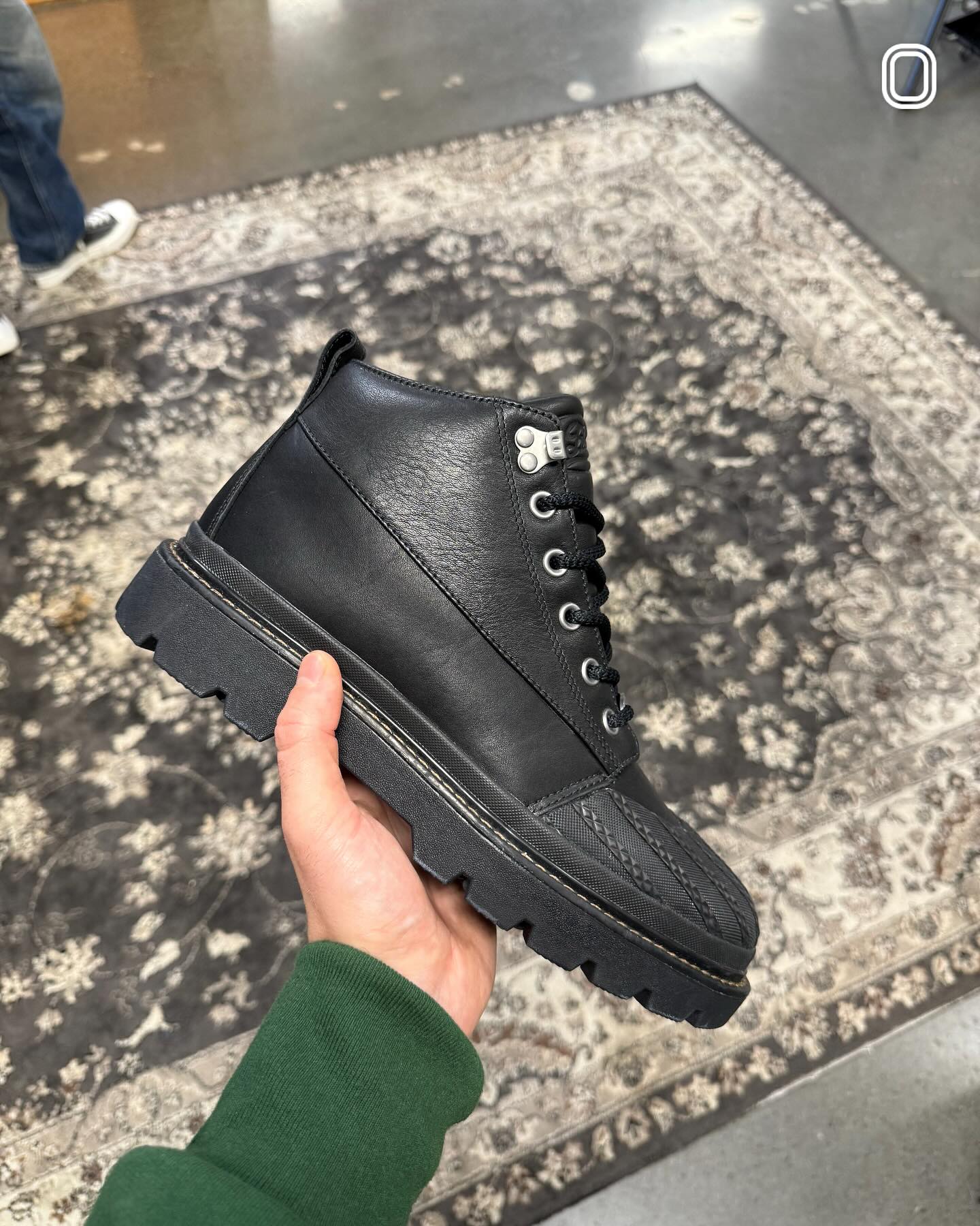 Classic Retro Rubber Toe Men's Leather Boots