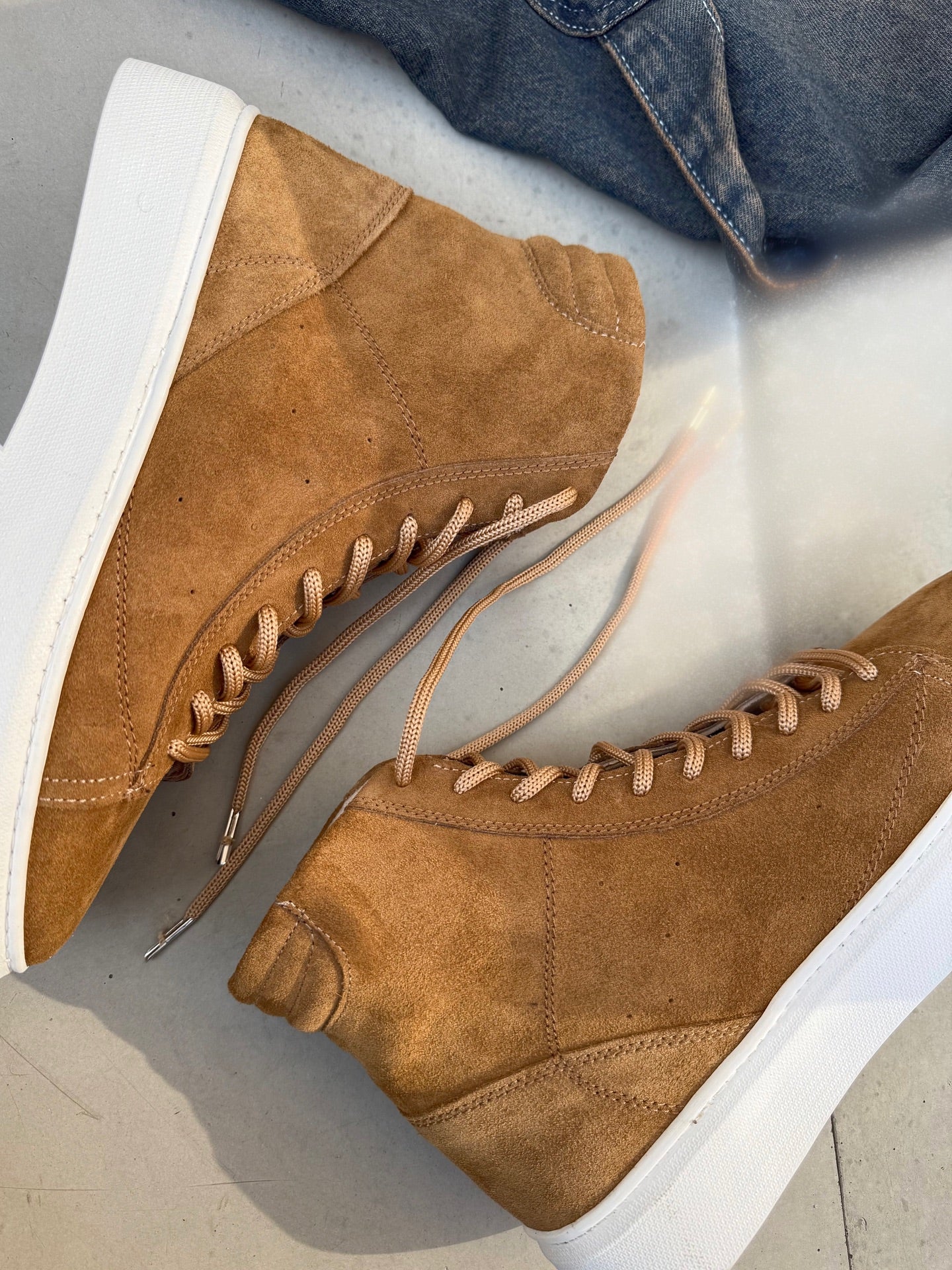 Stylish Suede Sneakers Casuals Shoes For Men