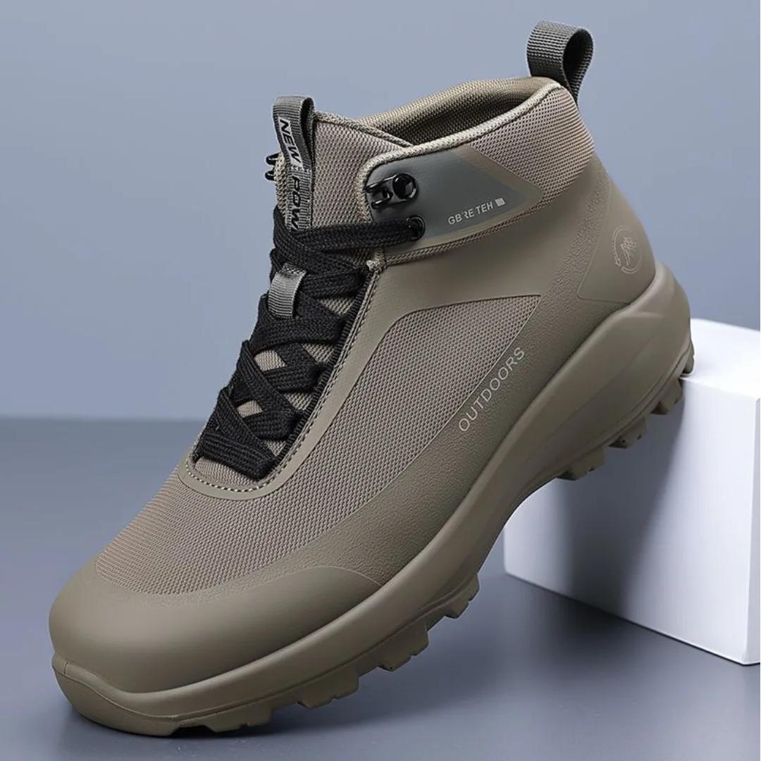 Thick-Soled Outdoor Hiking & Mountaineering Shoes