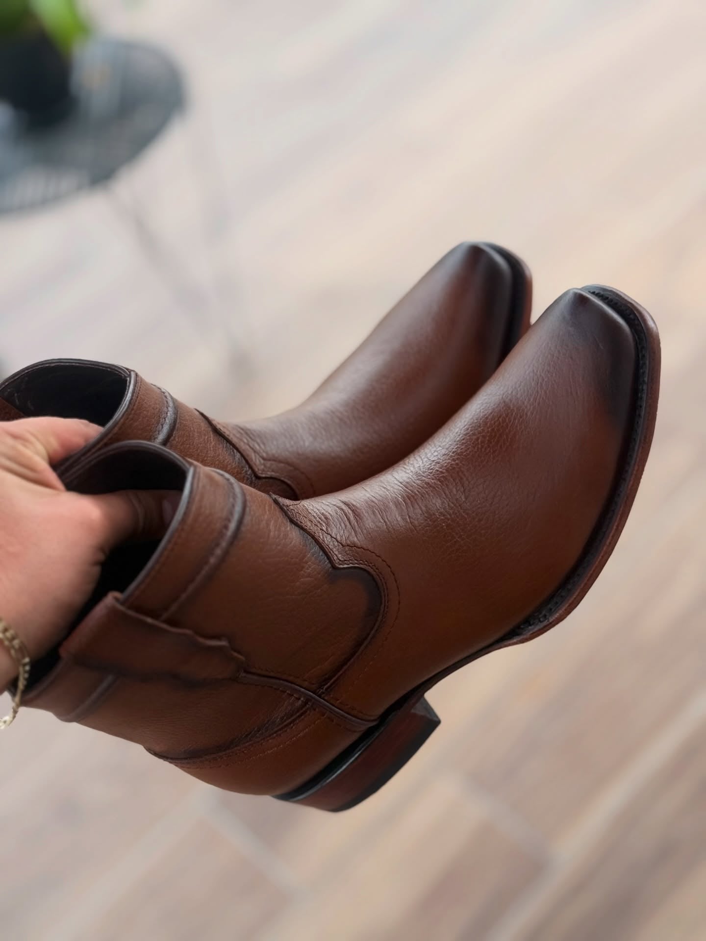 Stylish Cowhide CowboyBoots