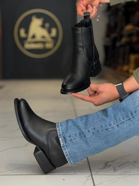 Stylish Men's Soft Leather Boots