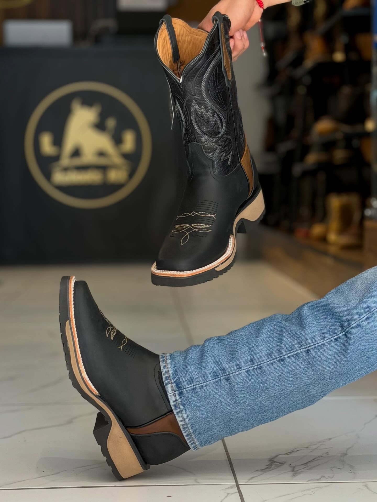 Mens Western Rodeo Cowboy Genuine Leather Square Toe Boots