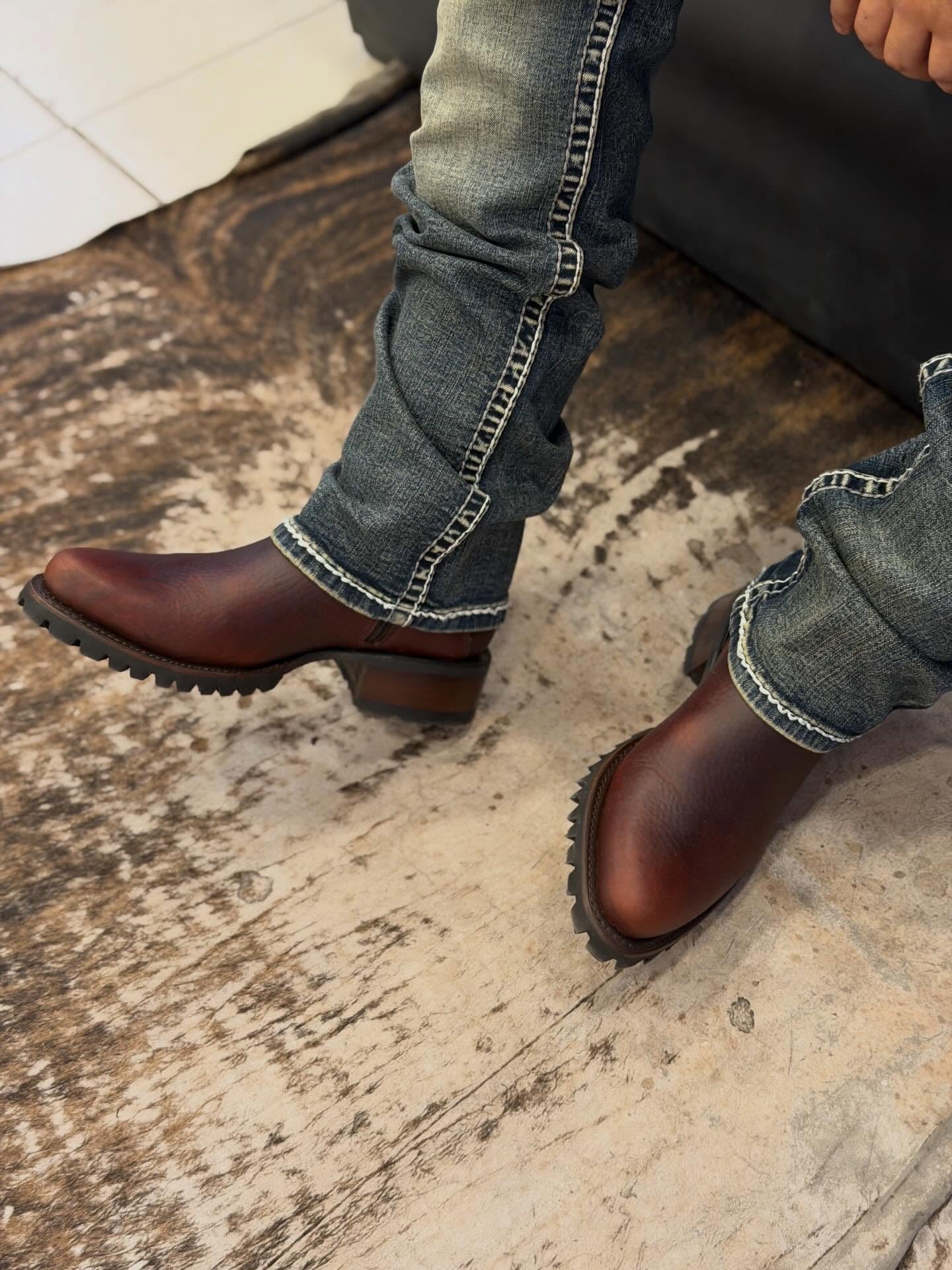 Ideal Cowhide Leather Cowboy Boots
