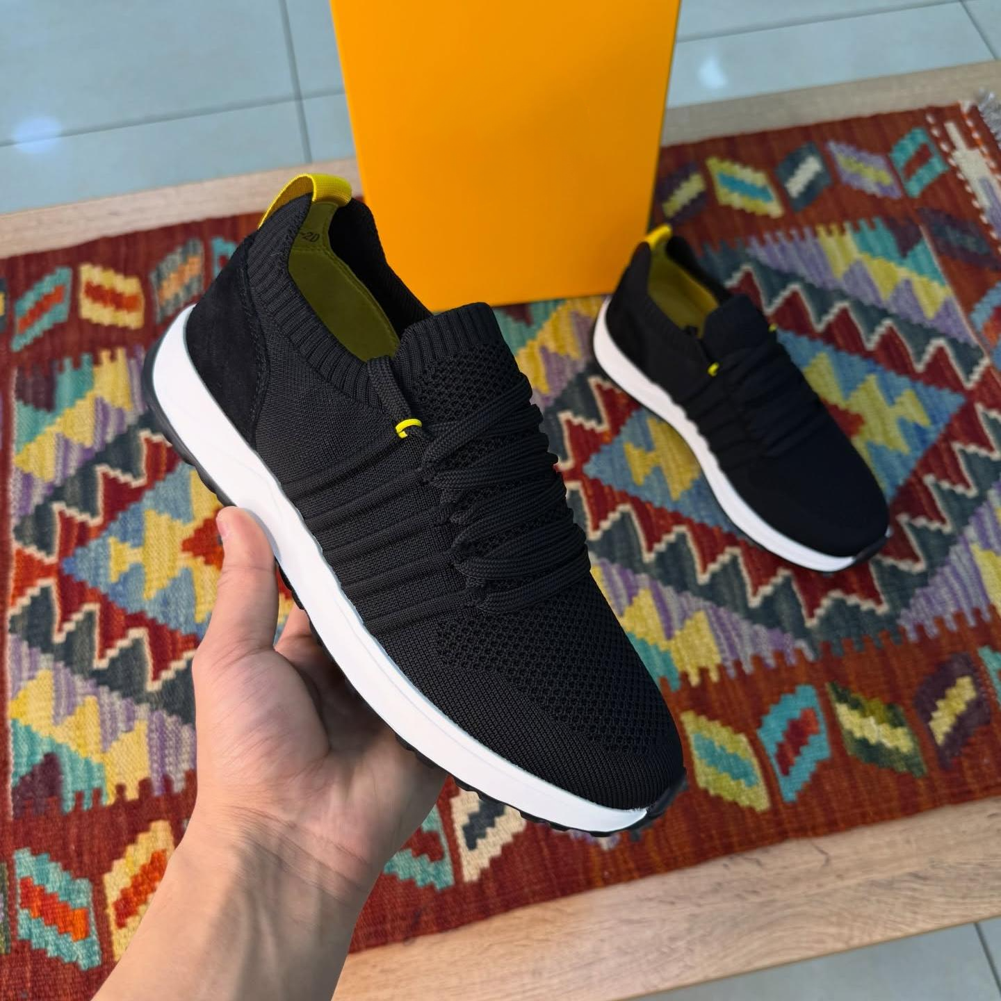Knitted Lace-up Business Sneakers