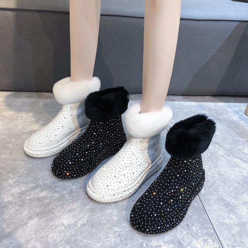 Short Furry Boots for Outer Wear