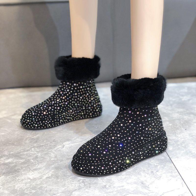 Short Furry Boots for Outer Wear