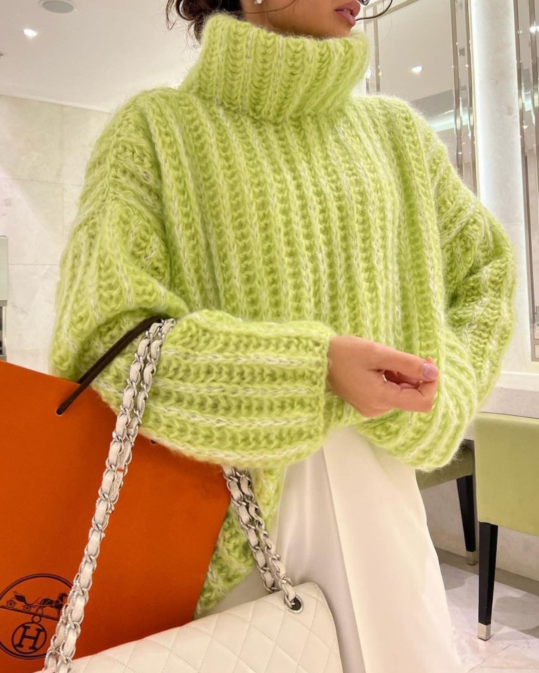 Knitted puffy long-sleeve sweater